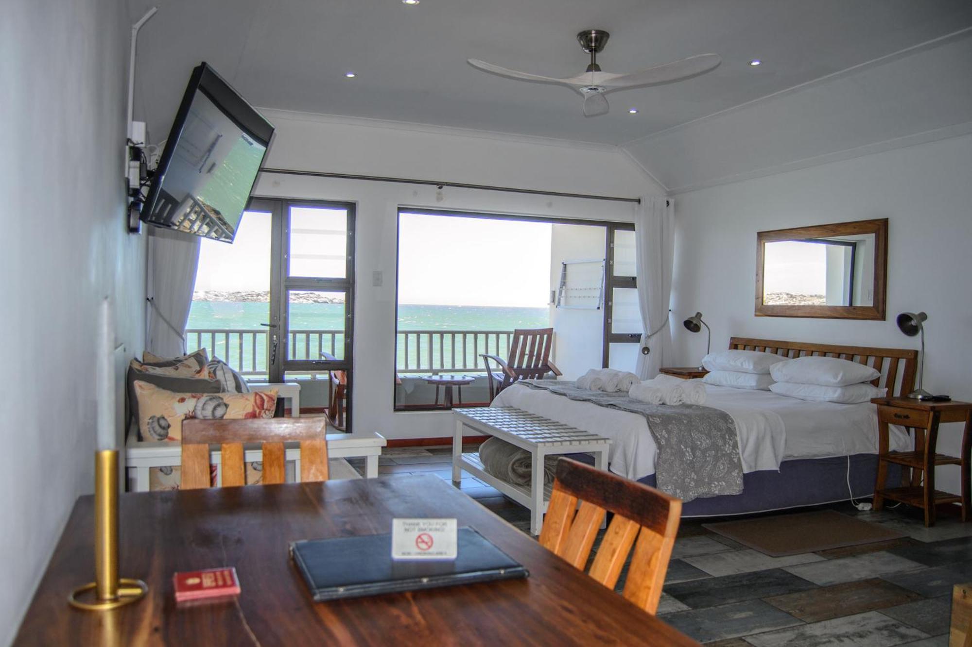 ホテル The Cormorant House Lüderitz エクステリア 写真