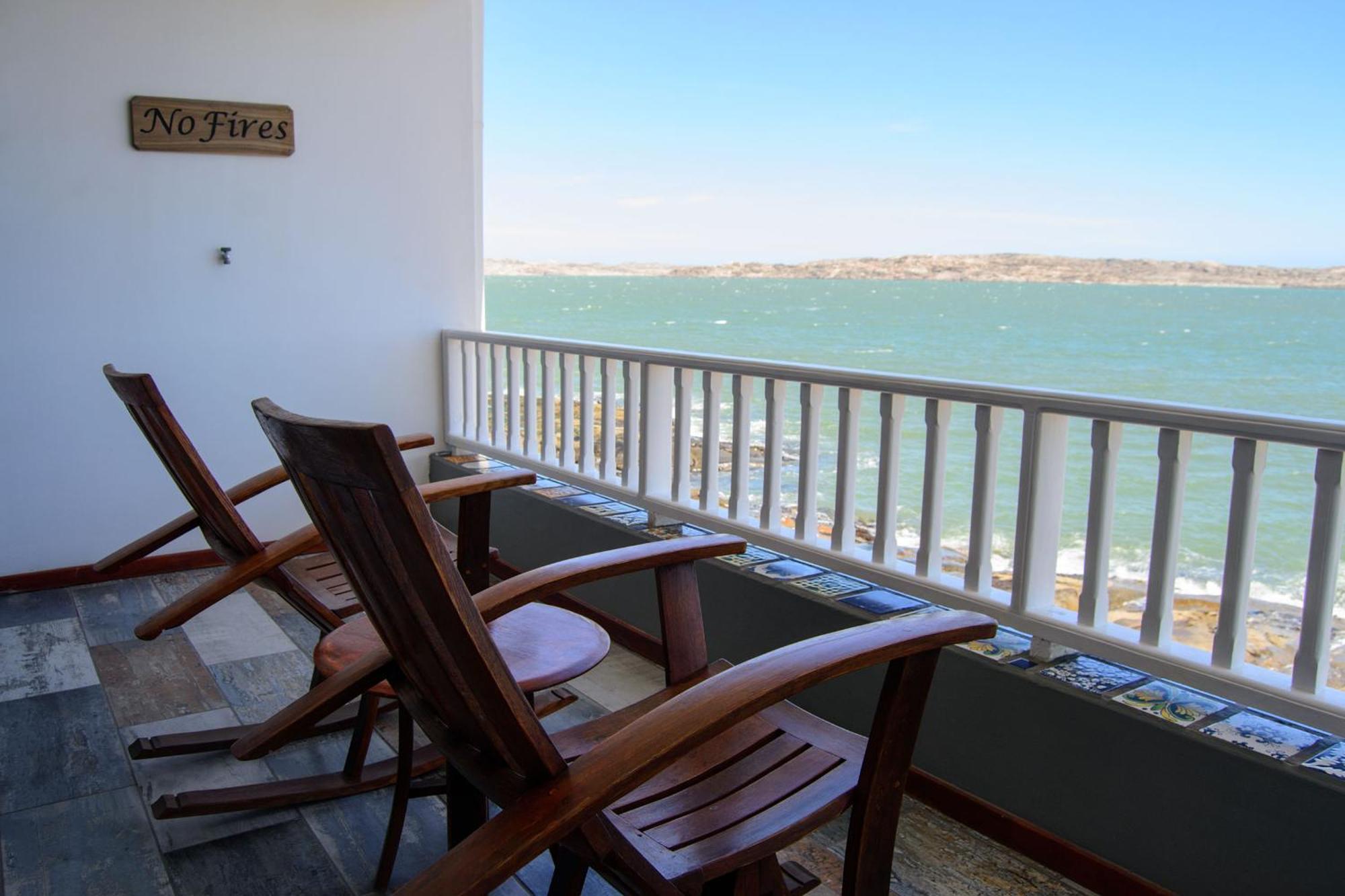 ホテル The Cormorant House Lüderitz エクステリア 写真