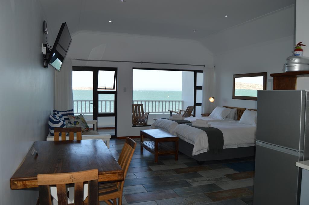 ホテル The Cormorant House Lüderitz エクステリア 写真
