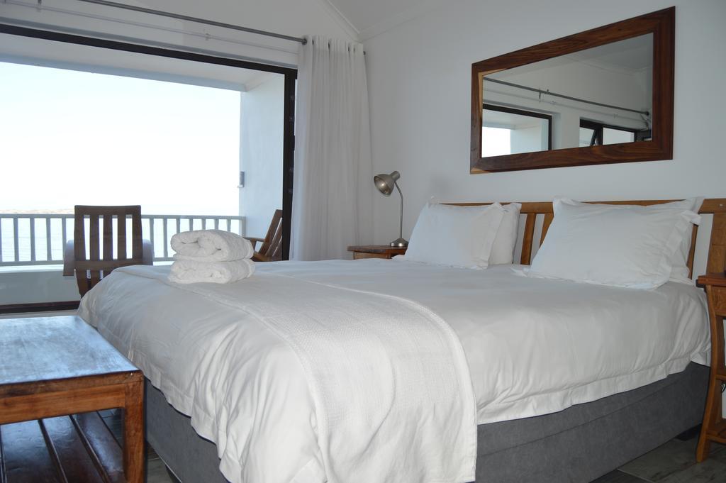 ホテル The Cormorant House Lüderitz エクステリア 写真
